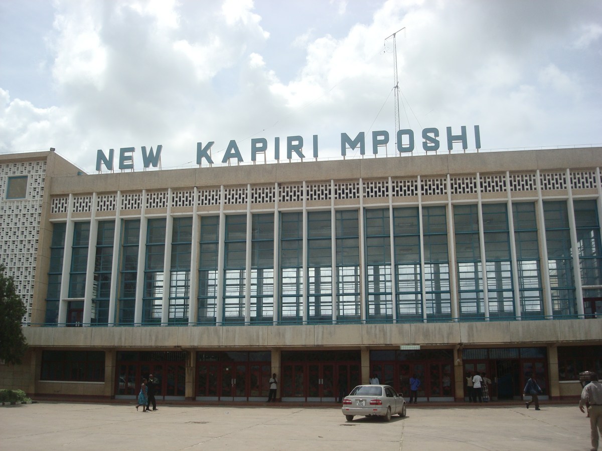 Expedição Africa “Hôtel des Mille Collines” – Kapiri Mposhi, no meio do&nbsp;nada