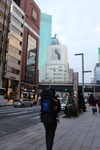 Nossa bebe num backpaker especial.